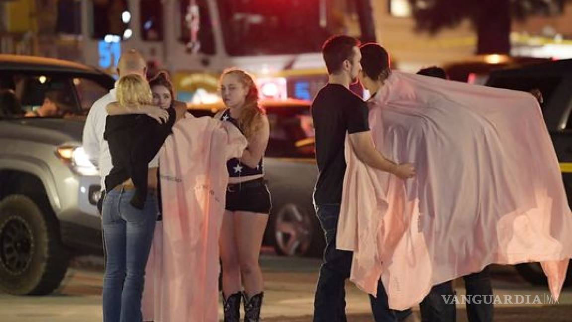 $!Tiroteo en un bar de California deja al menos 12 muertos