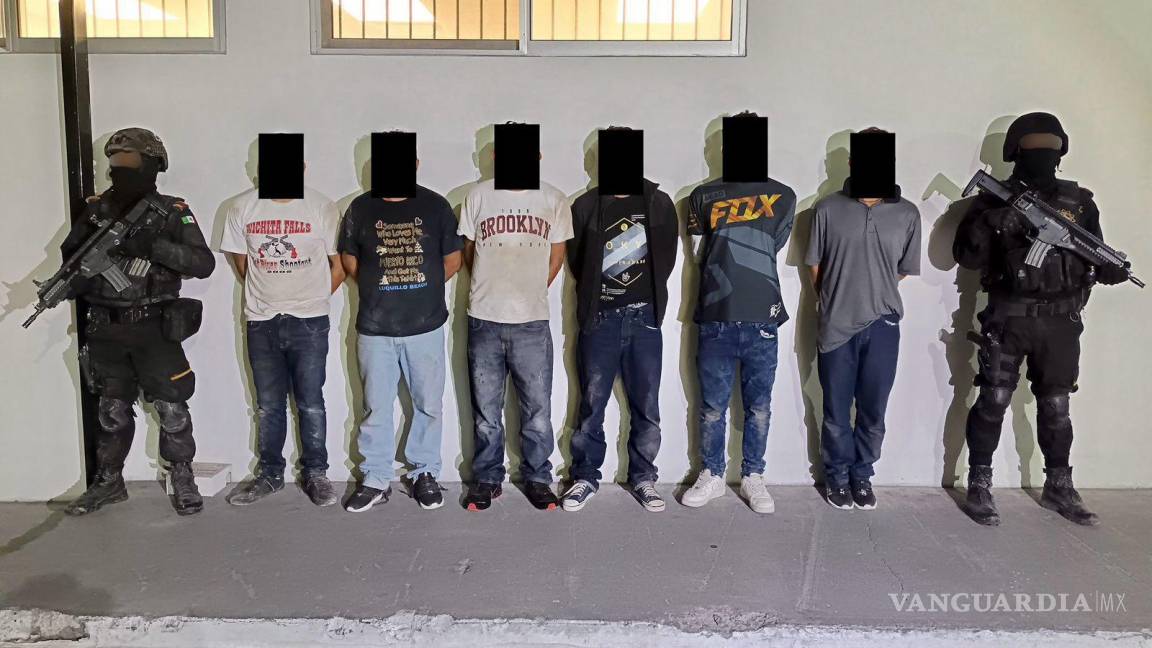 Detienen en Nuevo León a seis hombres en posesión de droga, ‘ponchallantas’ y equipo táctico