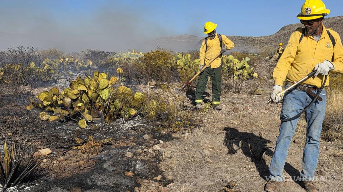 Incendio en Maderas del Carmen deja dos brigadistas con quemaduras; fueron evacuados en helicóptero