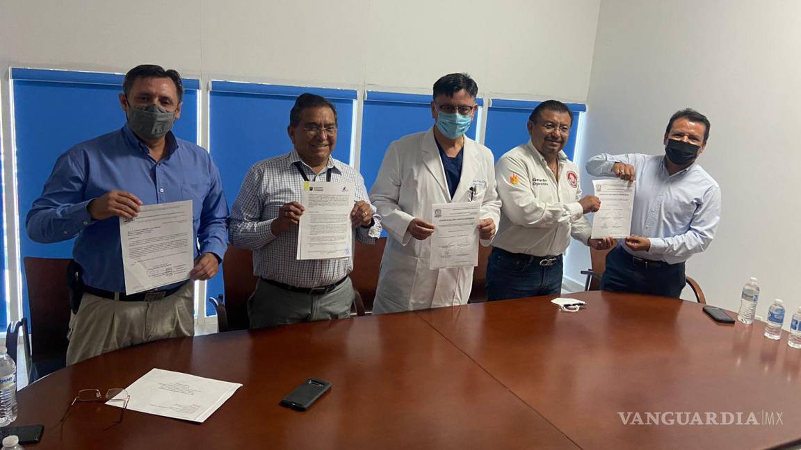 UAdeC firma convenio con Hospital Saint Marie de Monclova
