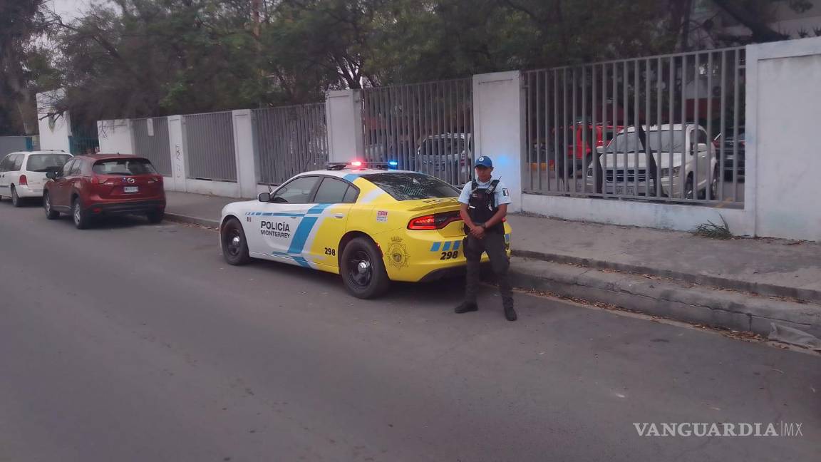 Amenaza de tiroteo en escuela de Nuevo León moviliza a elementos policiacos