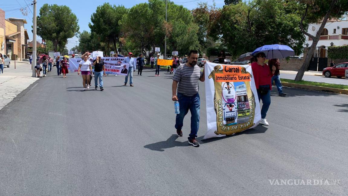 $!Los manifestantes provocaron caos vial.