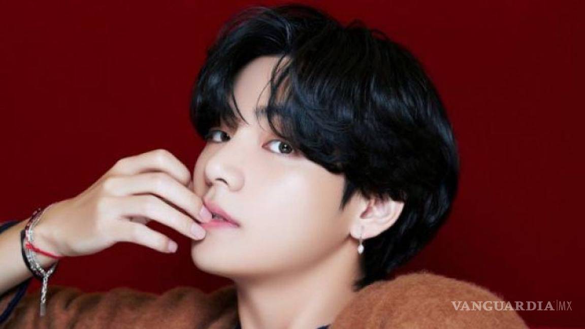 $!V de BTS tendría un romance con Jennie, de BLAKPINK.