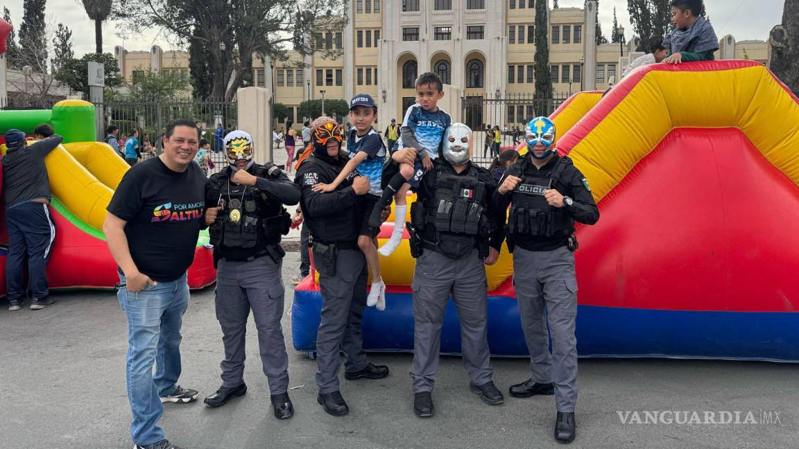 $!El Instituto Municipal del Deporte ofreció talleres de box y defensa personal, atrayendo a decenas de participantes interesados en aprender técnicas de protección.