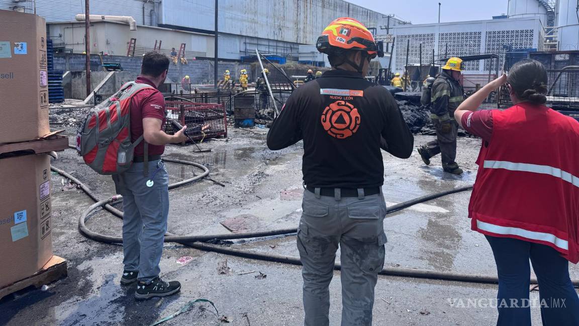 Incendio en empresa deja 100 evacuados en Apodaca, Nuevo León