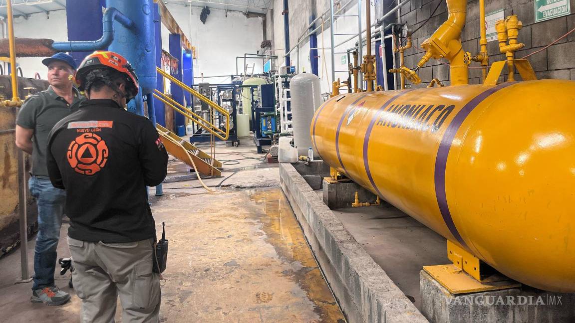 Fuga de amoníaco provoca la evacuación de 20 personas en empresa en García, Nuevo León