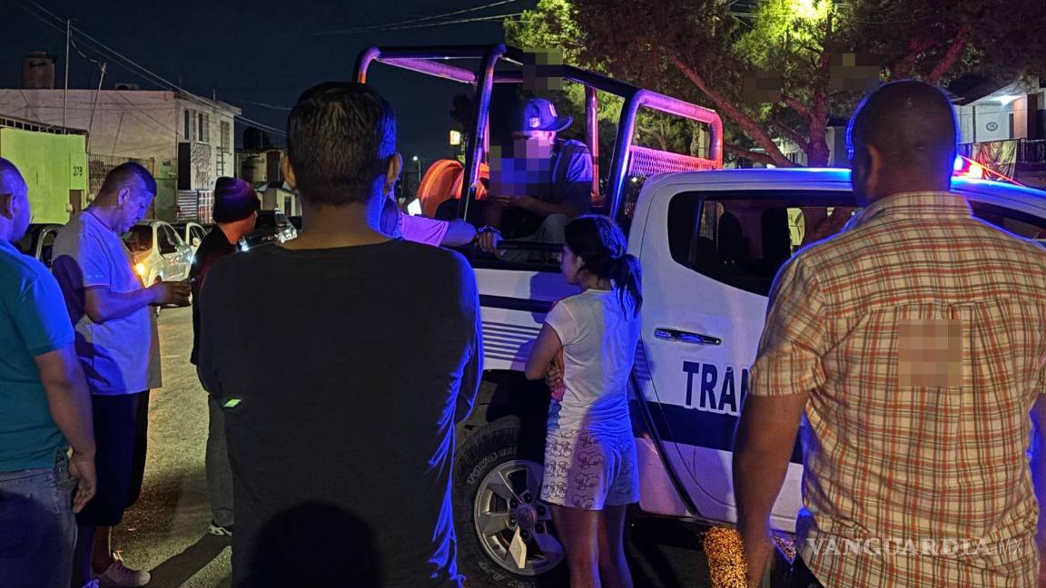 $!El conductor detenido intentó negociar con los afectados para reparar los daños.