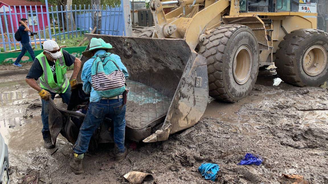 $!Tras fuertes lluvias se registraron desbordes de arroyos en la Región Carbonífera de Coahuila, donde el municipio de Múzquiz quedó prácticamente bajo el agua