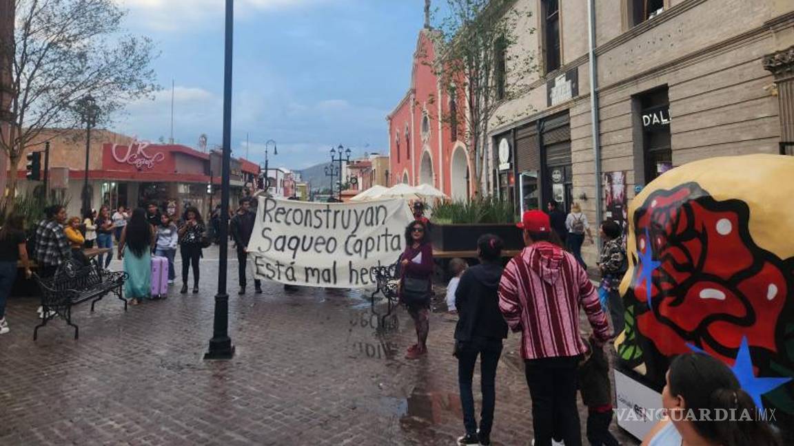 $!Paralelamente, el director de Desarrollo Urbano de Saltillo, José Antonio Lazcano, respondió a críticas durante el Simposio de Arquitectura.