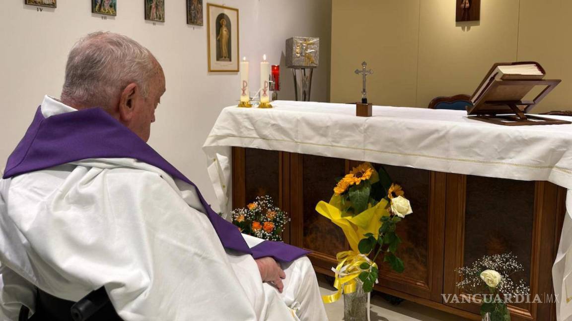 Pide el papa Francisco ‘desarmar la Tierra’ en una carta enviada desde el hospital a diario italiano