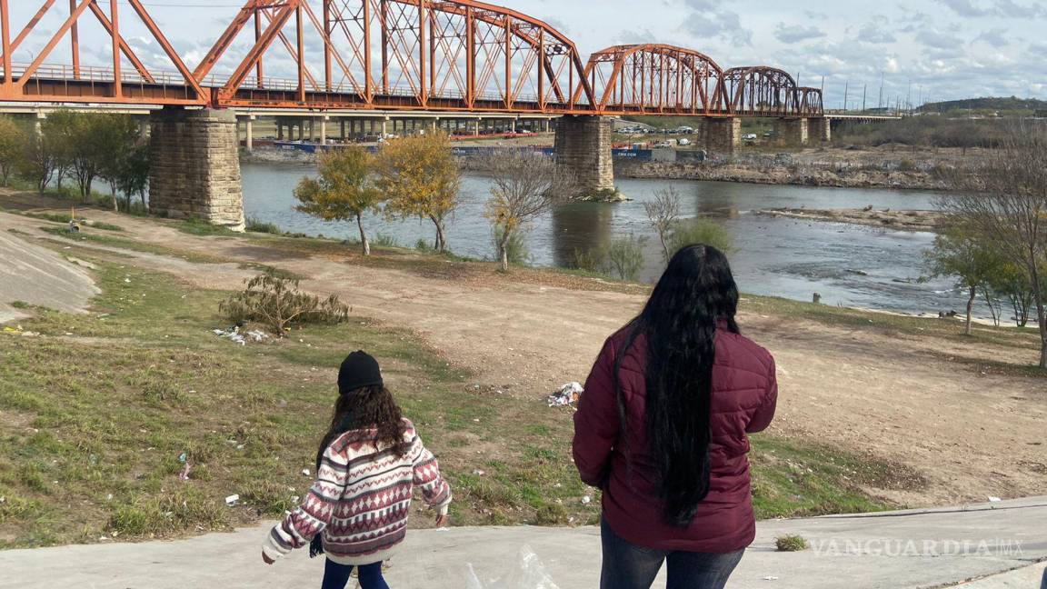Tras 20 días de peligroso trayecto, Laura llega con su hija a la Frontera entre Coahuila y Texas