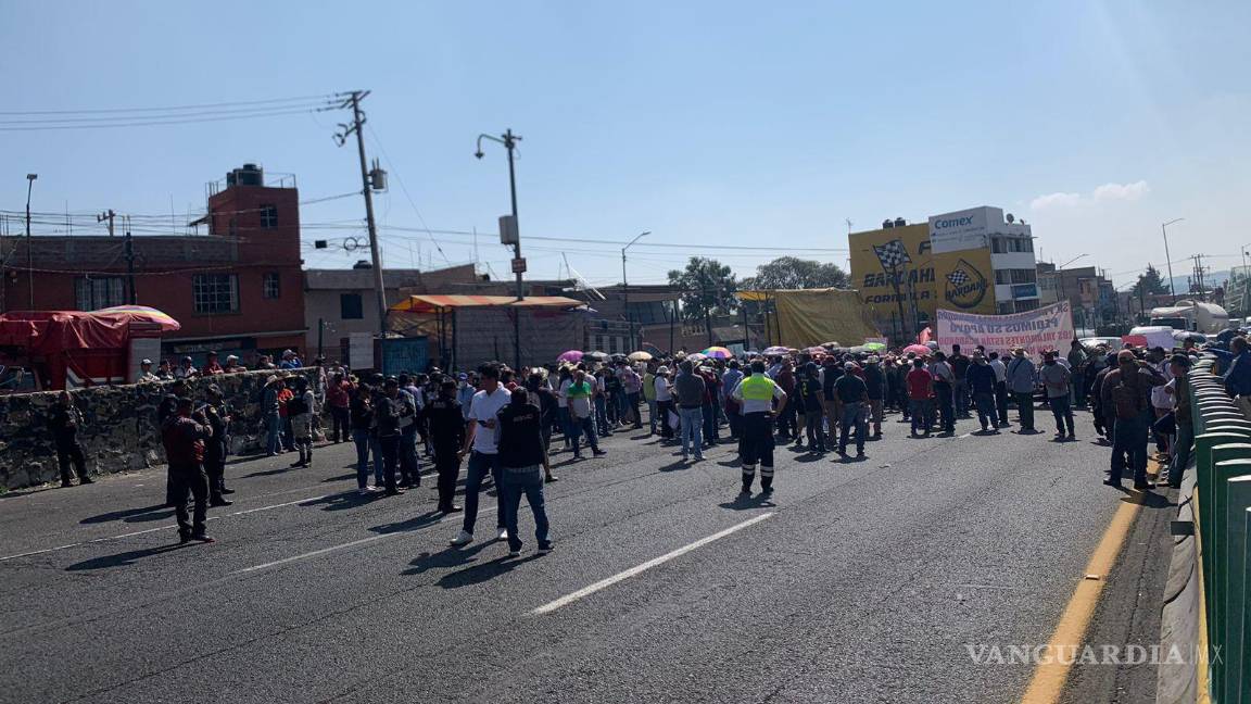 $!Carretera México-Cuernavaca cerrada por protesta contra tala ilegal