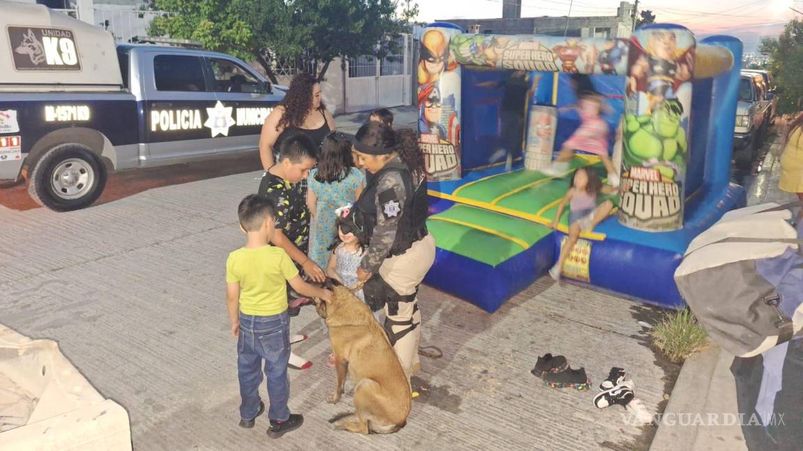Perrita policía de la Unidad K-9 ‘salva' fiesta en Saltillo; invitados plantan a pequeño en su cumpleaños