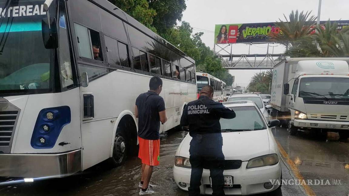 Dependencias de Torreón mantienen presencia en las calles ante pronóstico de lluvias constantes