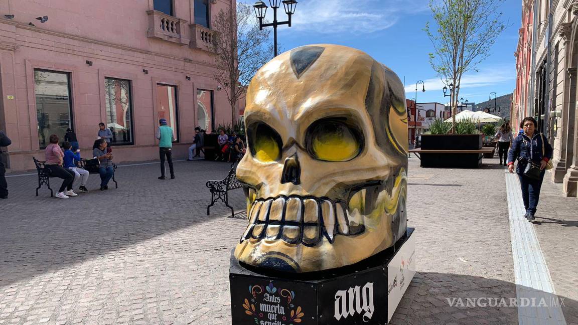 $!Diversos artistas se encargaron de ponerle color y significado a cada calavera.