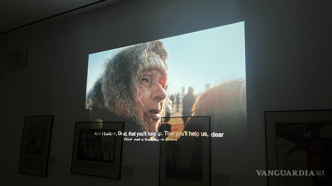 $!Fotografía de una proyección de video en el interior del Museo Ucraniano en Nueva York.