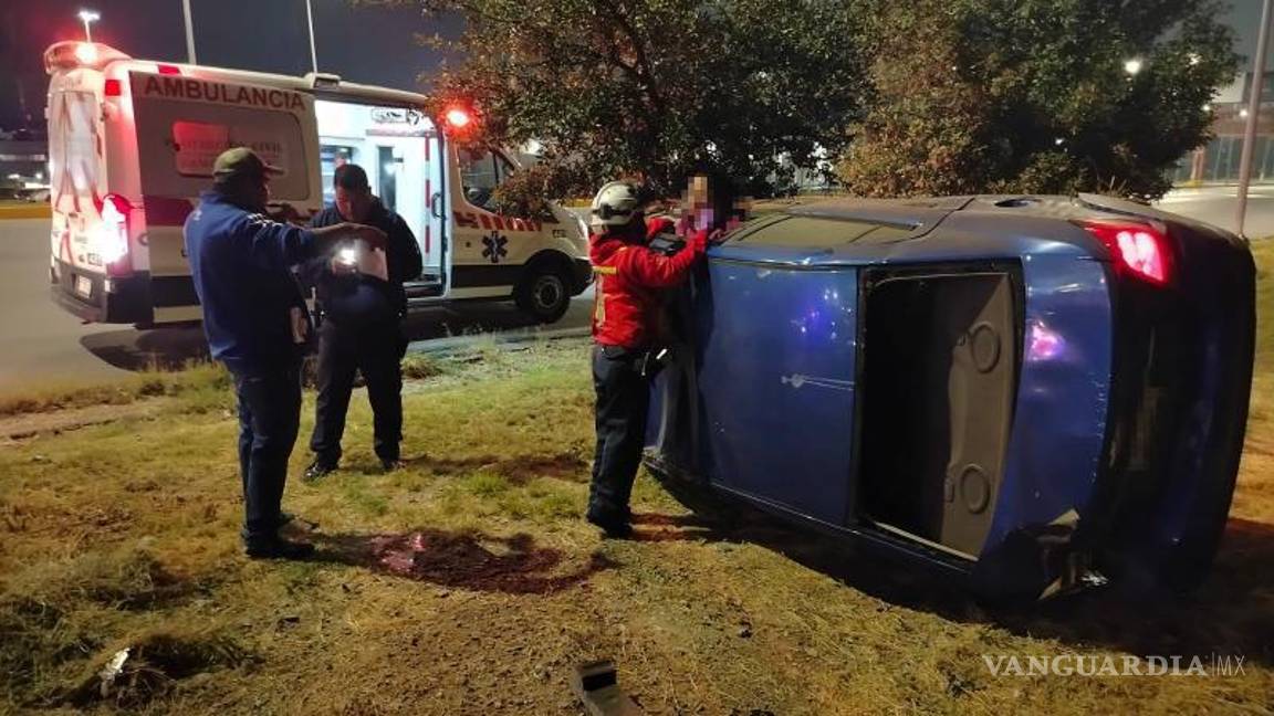 $!A pesar de las lesiones, la conductora decidió no ser trasladada al hospital.