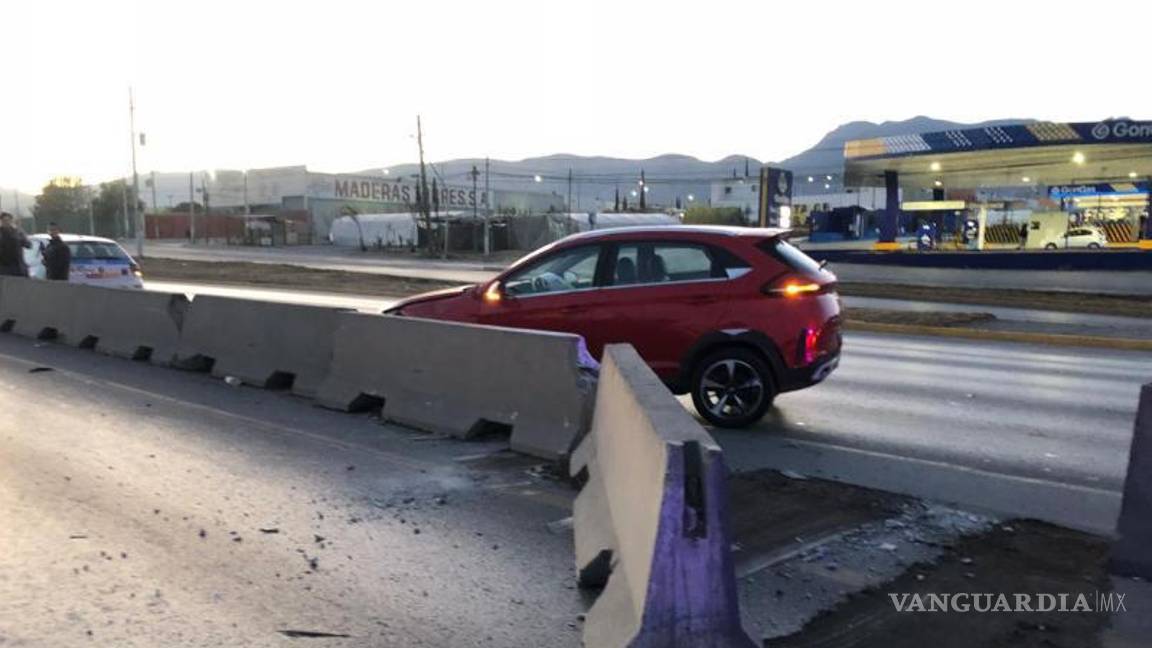 $!Elementos de Tránsito Municipal coordinaron las maniobras para restablecer el flujo vehicular.