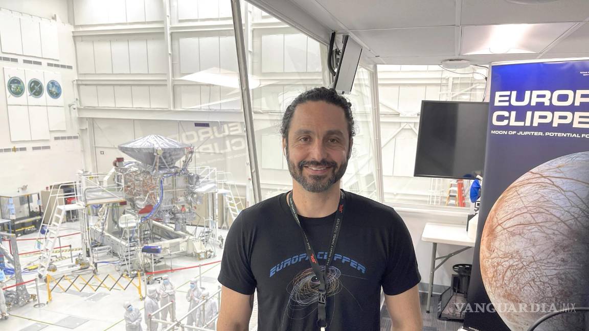 $!El ingeniero espacial Ricardo Restrepo, que forma parte del equipo que diseñó el recorrido de la misión del Proyecto Europa Clipper.
