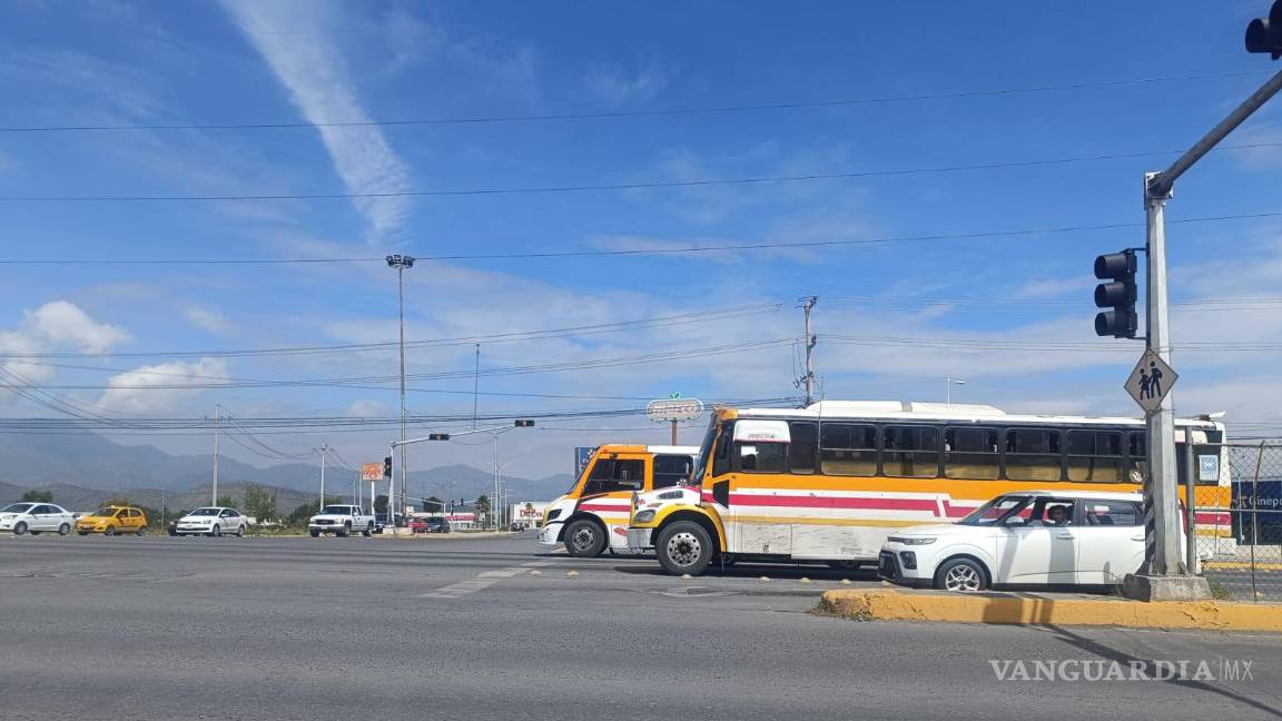 Cruzar por Emilio Arizpe y Antonio Cárdenas es toda una aventura salvaje, en Saltillo