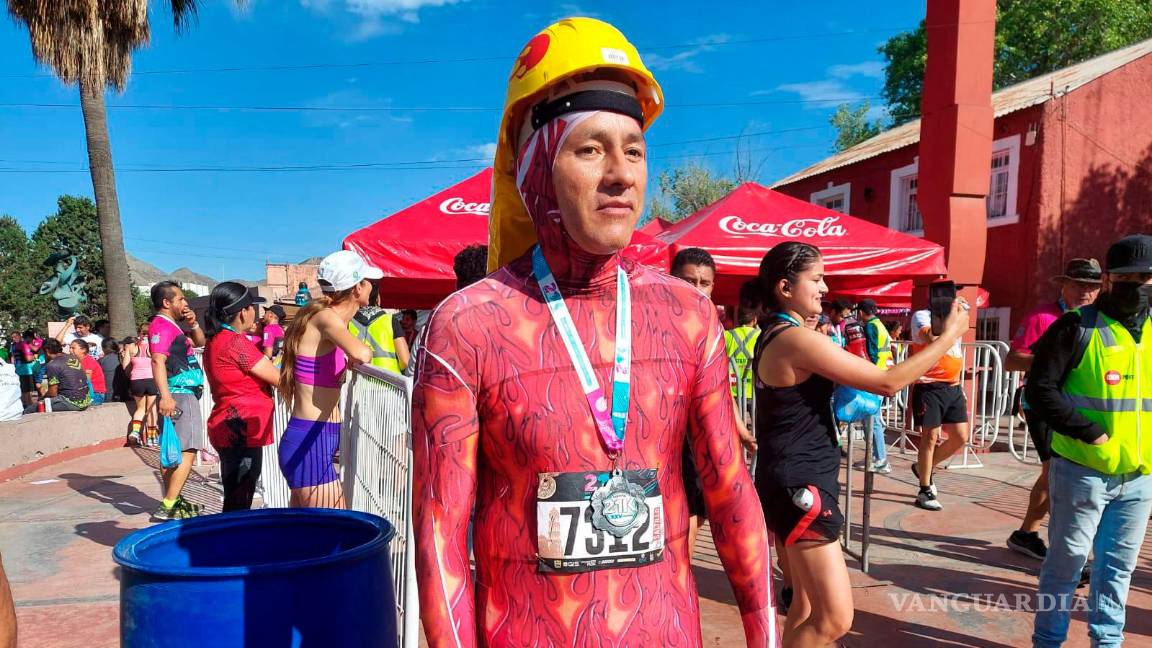$!A lo largo de la carrera, Gabriel llamó la atención de los presentes.