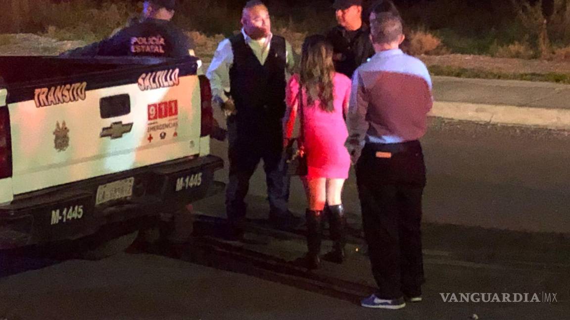 $!Las tres mujeres y los tres hombres regresaban de una fiesta y se dirigían a un domicilio particular para continuar la celebración, cuando sobrevino el percance .