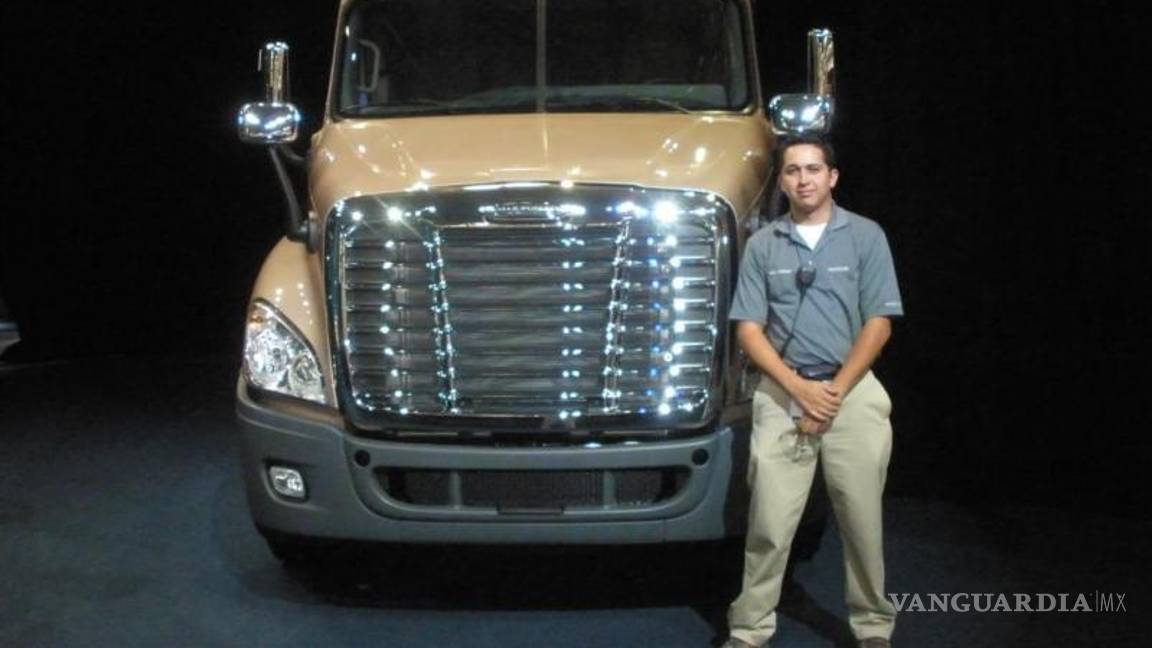 Egresado del Tec de Saltillo, nuevo director de Planta de Daimler