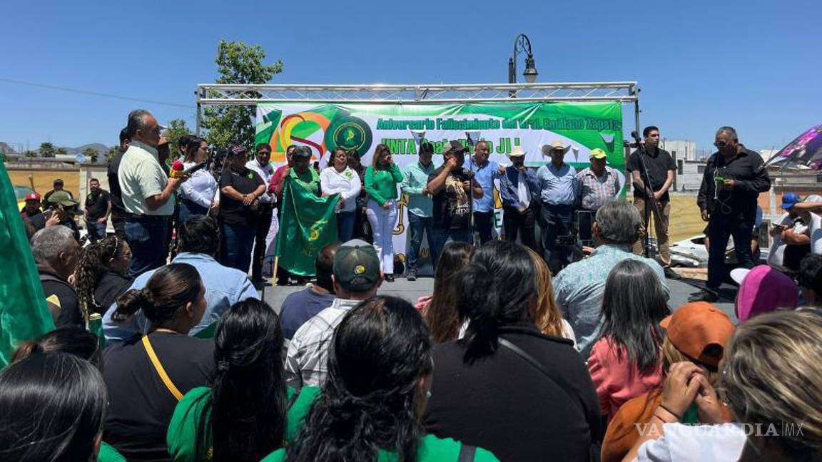 $!Agremiados de distintas regiones del país se dieron cita en Coahuila para recordar a Emiliano Zapata, símbolo de justicia agraria y social.