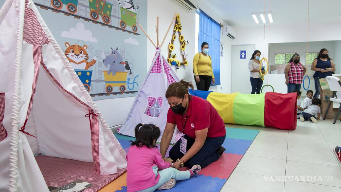 $!Niños en un centro comunitario de Atención a la Primera Infancia (CCAPI), en el municipio de Saltillo, en el estado de Coahuila.