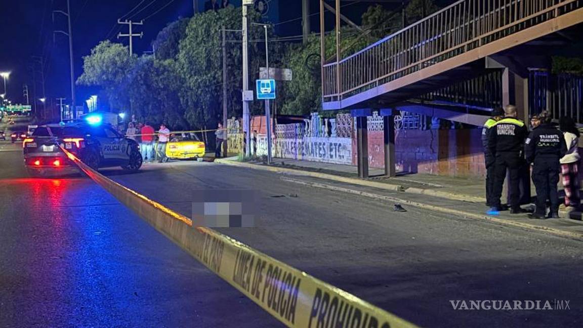 Joven es arrollado bajo puente peatonal del LEA de Saltillo y pierde la vida; responsable huye