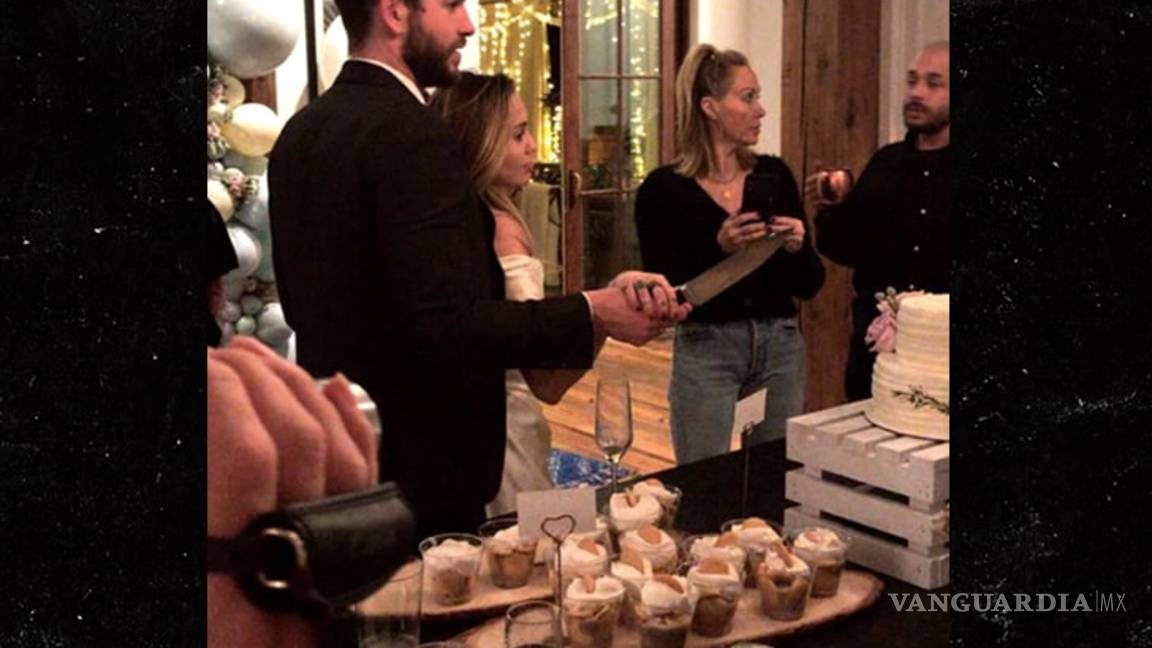 $!Miley Cyrus y Liam Hemsworth podrían haberse casado en secreto