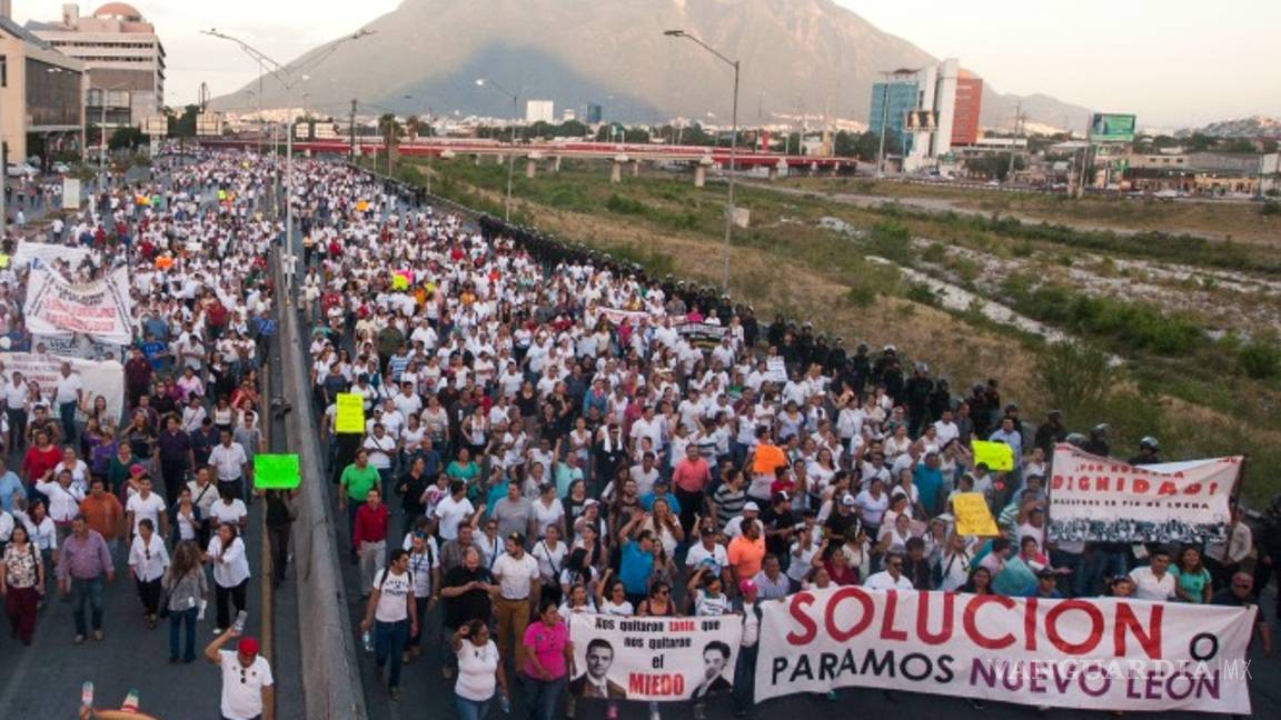 $!Maestros amagan con paro de labores en Nuevo León