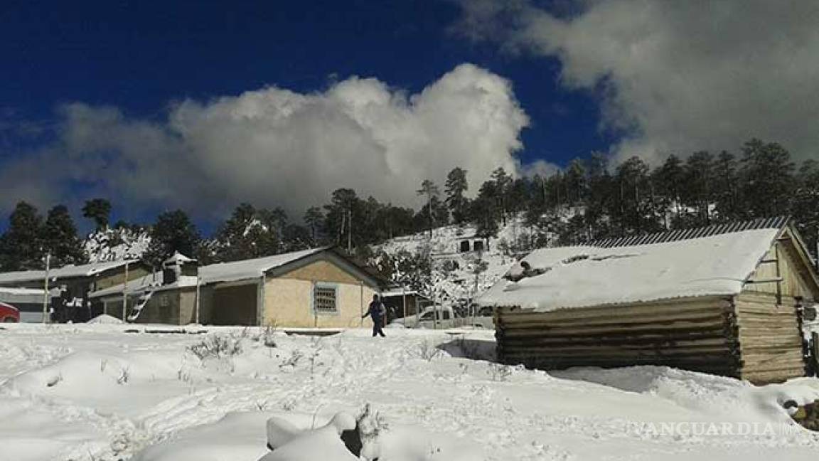 Quinta tormenta invernal 'pinta de blanco' tres municipios de Durango