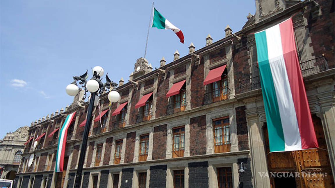 Anuncia AMLO mudanza de la SEP a Puebla el próximo año
