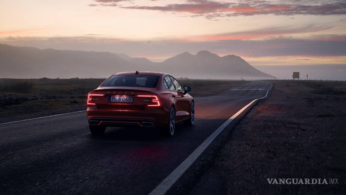 $!Volvo S60 2019, 415 hp para enfrentar al A4 y el Serie 3