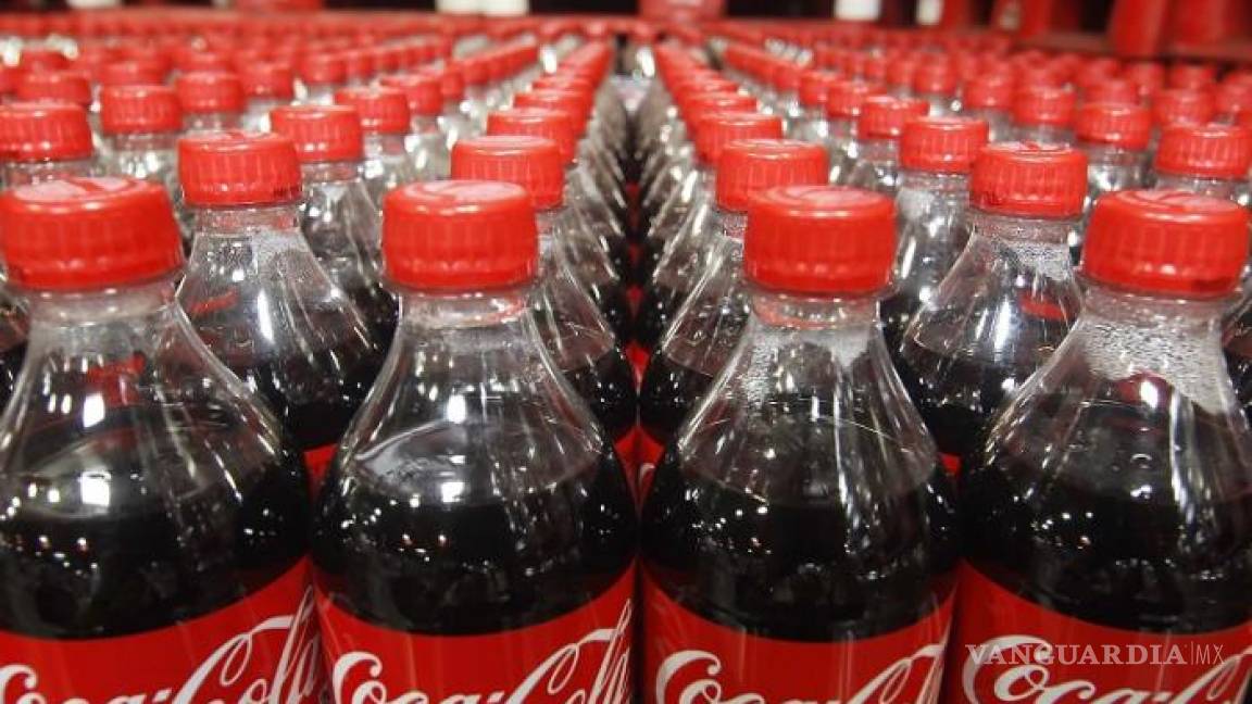 Coca-Cola le 'echa un ojo' al mercado de la mariguana