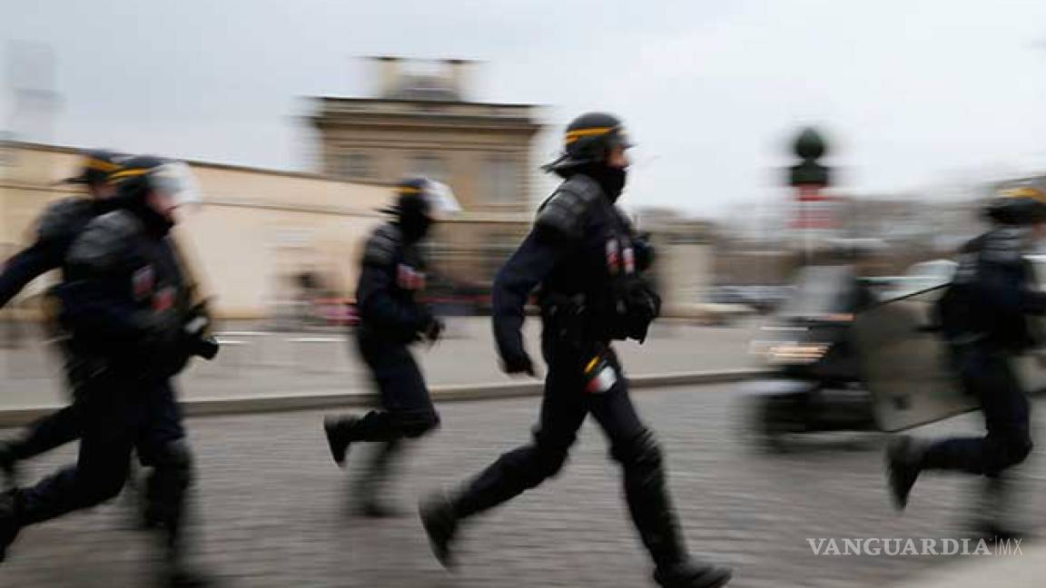 Policía francesa detiene a un hombre e impide plan de atentado