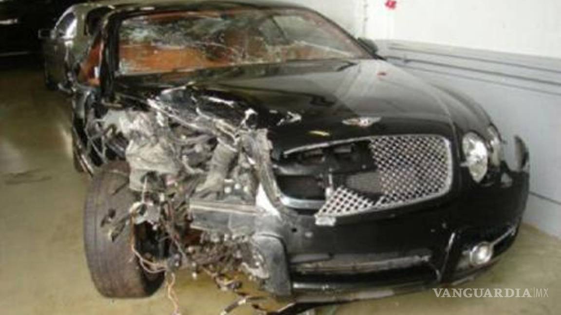 $!Revocan licencia para pelear a Jon Jones por doparse en la pelea por el título del UFC 214