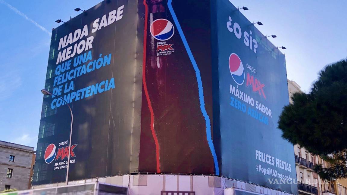Pepsi devuelve felicitación a Coca-Cola antes de Navidad