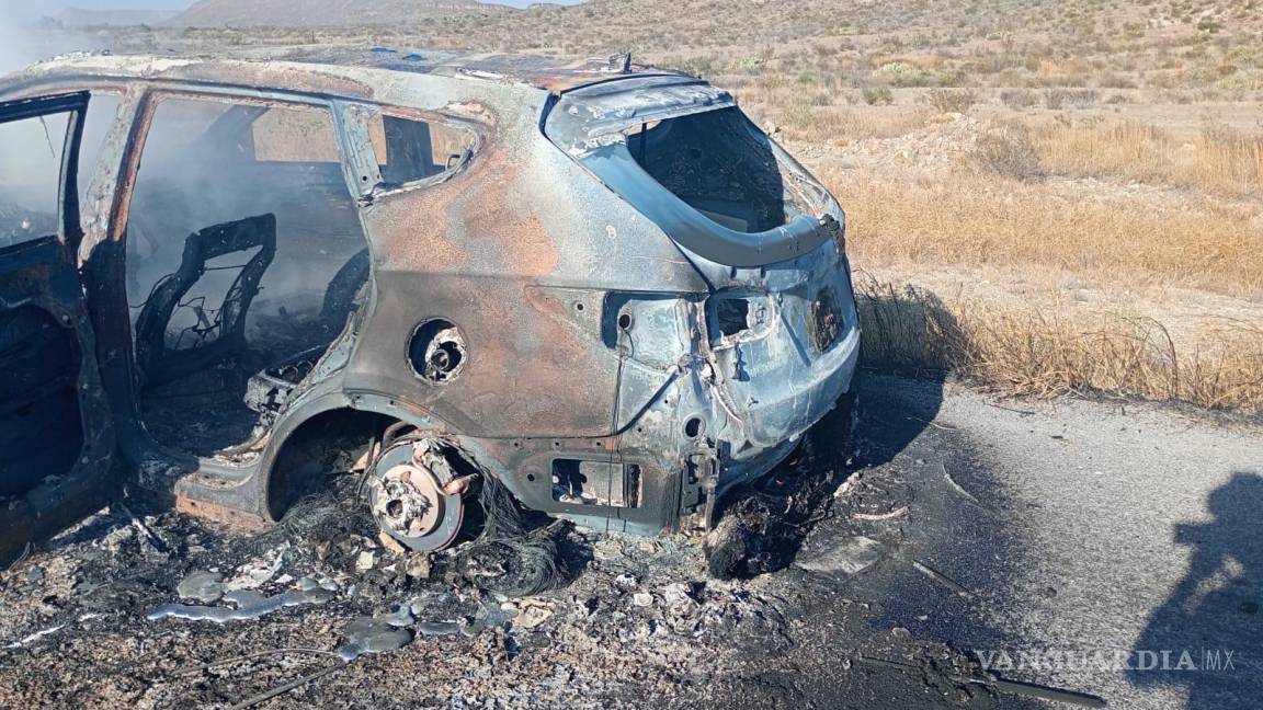 Pesadilla en la carretera: Sobreviven a incendio sobre la Saltillo-Monclova