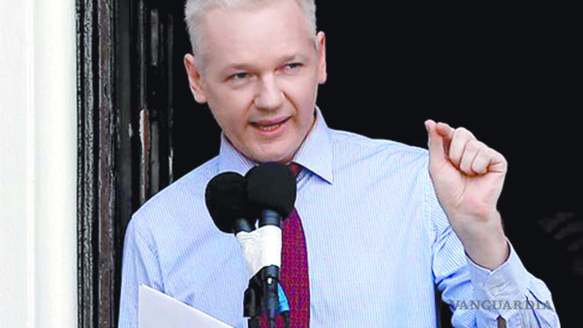 Interrogarán a Assange por violación