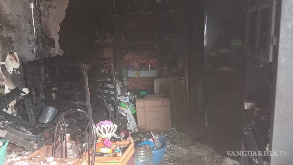Incendio consume casa en Ramos Arizpe