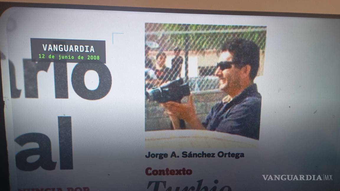 $!Uno de estos archivos utilizados en la producción de Warner Bros. tomó relevancia en la redacción de VANGUARDIA, se mostró la primera plana de la edición del jueves 12 de junio de 2008.