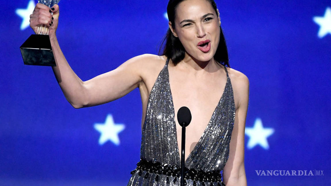 Gal Gadot ofrece emocionante discurso en los Critics' Choice Awards