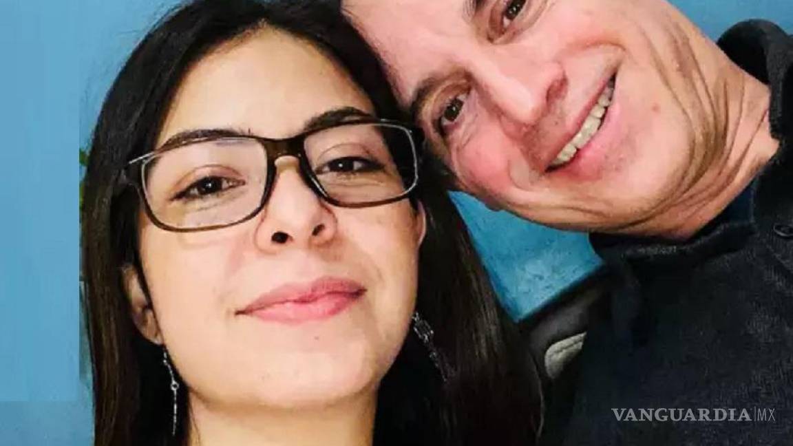 La pareja de López-Gatell, Rebeca Peralta, gana 79 mil pesos mensuales trabajando en Economía