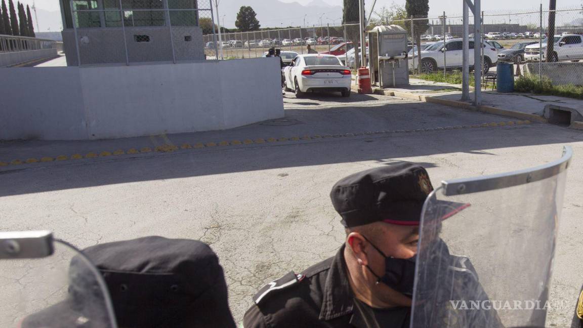 $!Arribo de “El Bronco” al Penal de Apodaca número 2.