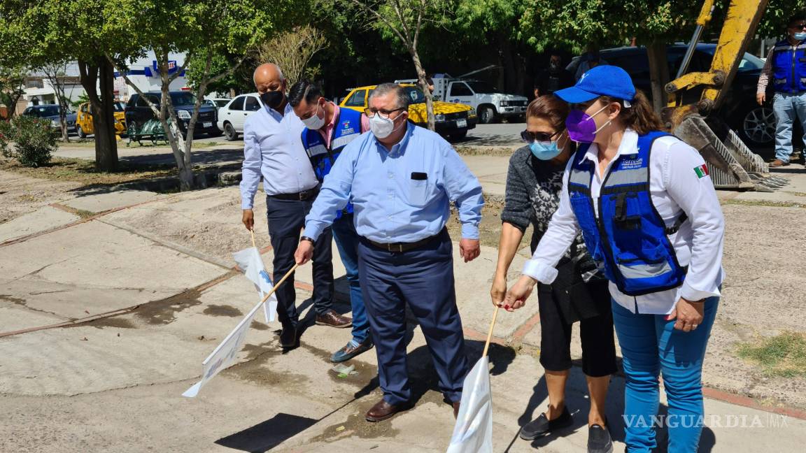 Alcalde de Torreón inicia remodelación de la Plaza Madero