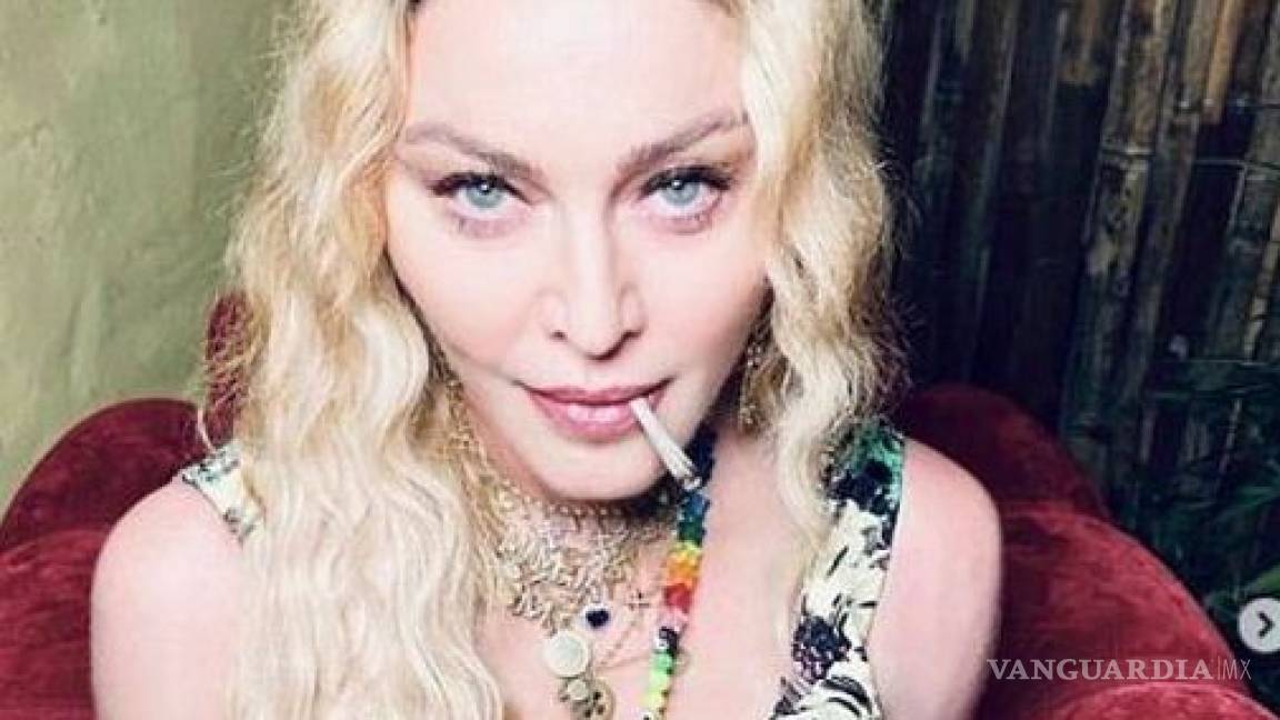 ¡Original! Madonna celebró su cumpleaños compartiendo un cigarro de marihuana con sus hijos y su novio