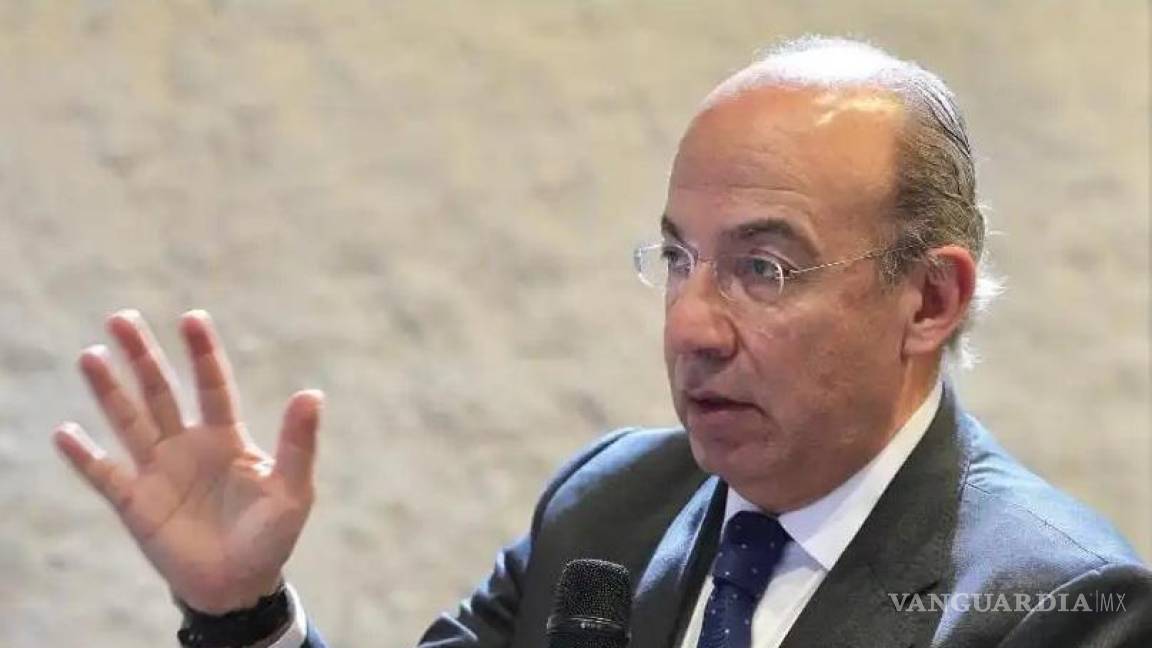 Sheinbaum habla de corrupción sin pruebas, como su “jefe”, asegura Calderón