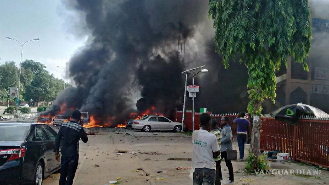 Al menos 6 muertos y 17 heridos por atentado suicida en mezquita de Nigeria